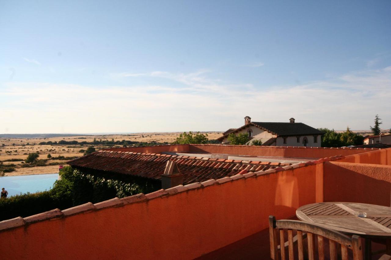 Hotel El Rancho Segovia Esterno foto